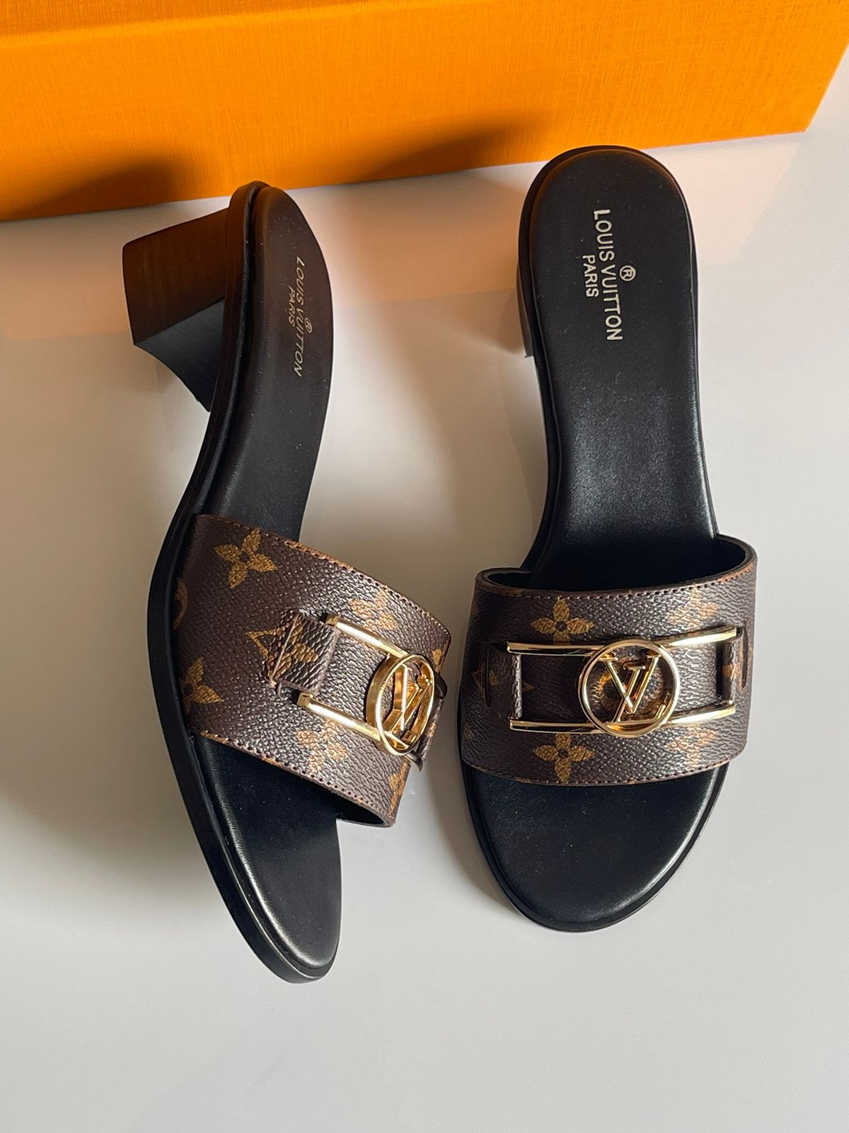 Lv slippers & sandals heels