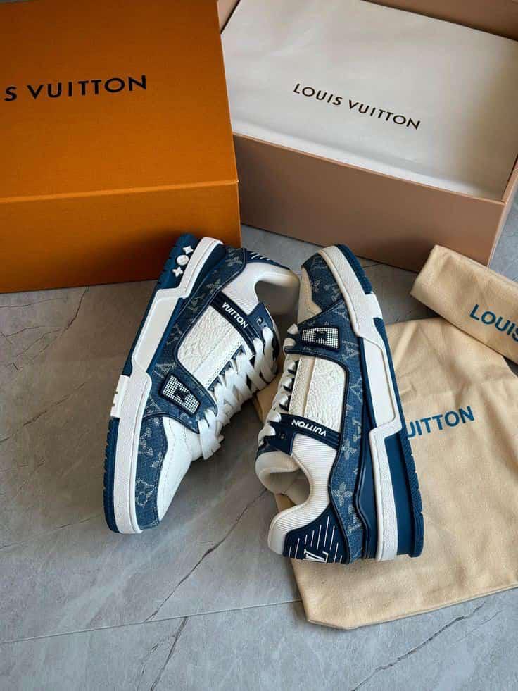 Lv sneakers