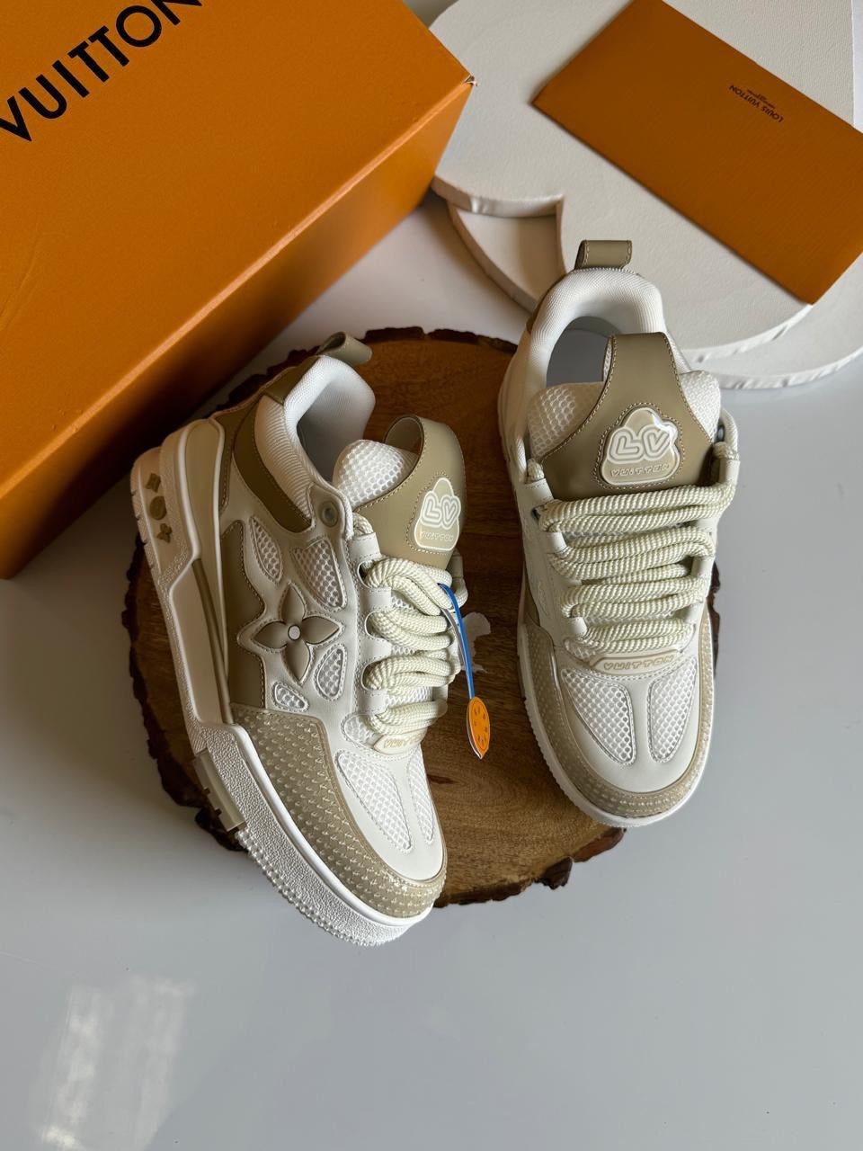 Lv sneakers