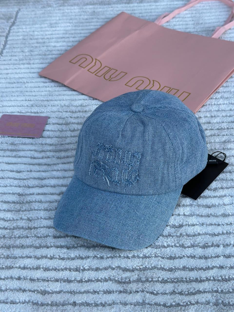Miu miu cap