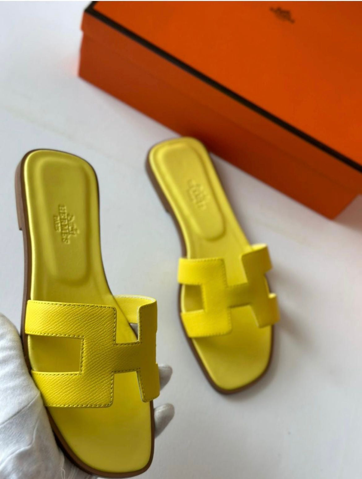 Hermes slippers