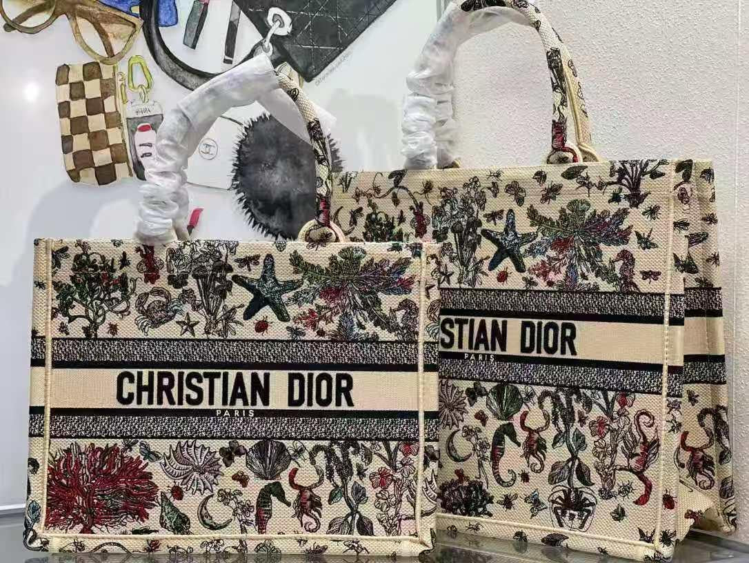 Lady dior bag