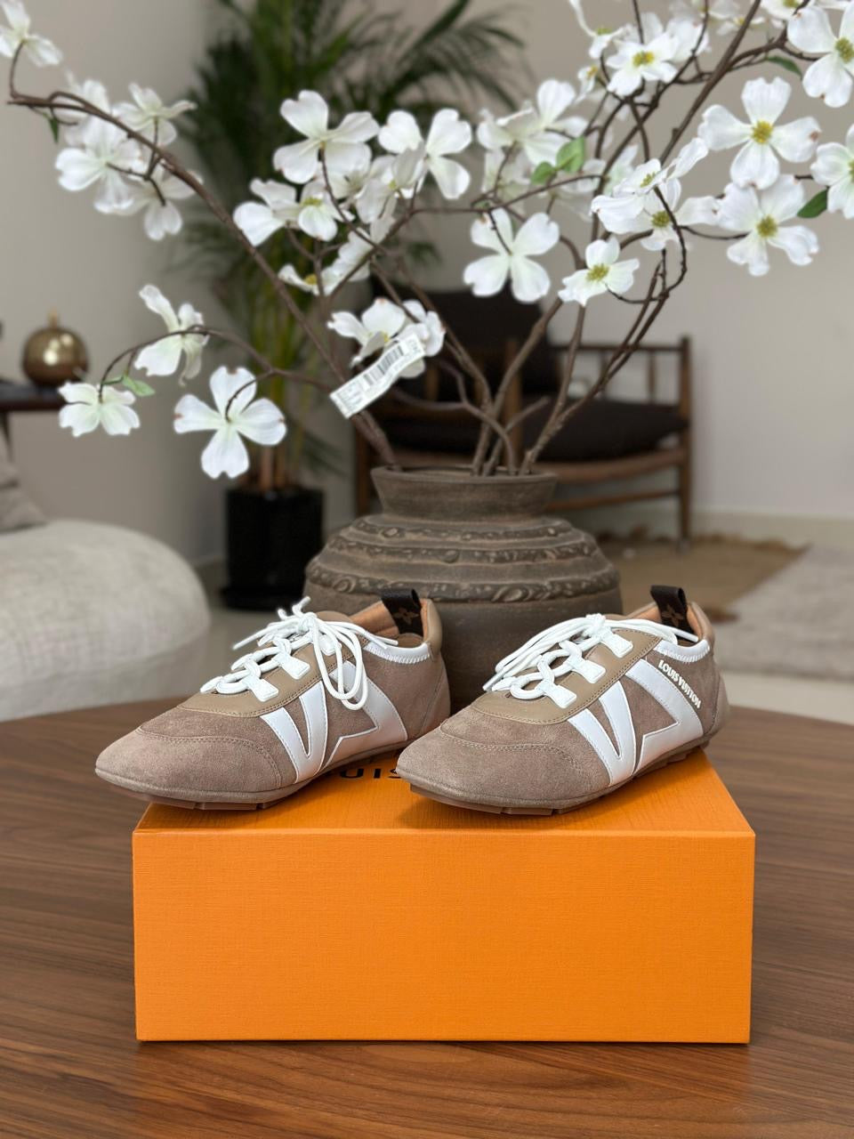 Lv sneakers