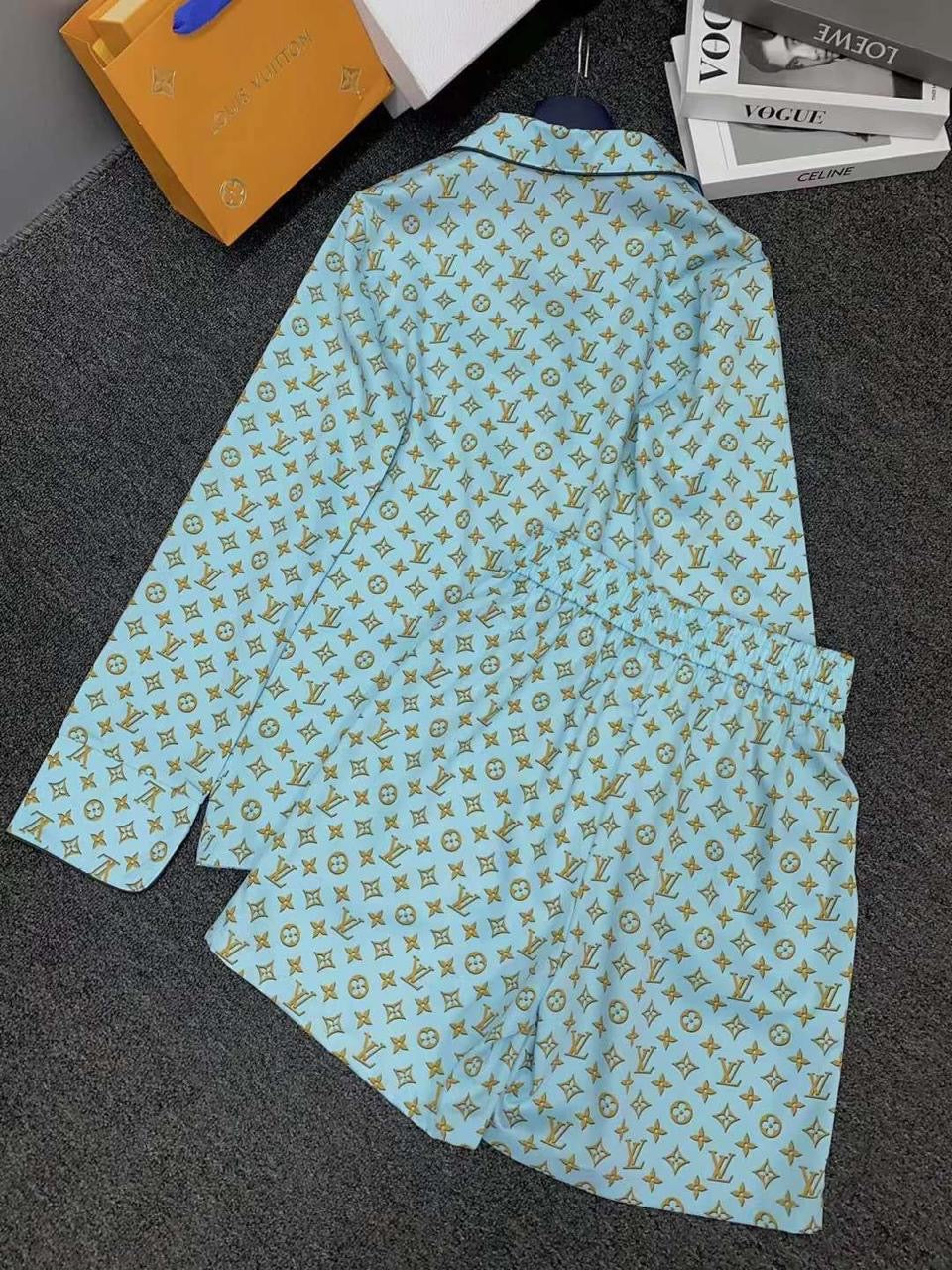 Lv clothes set