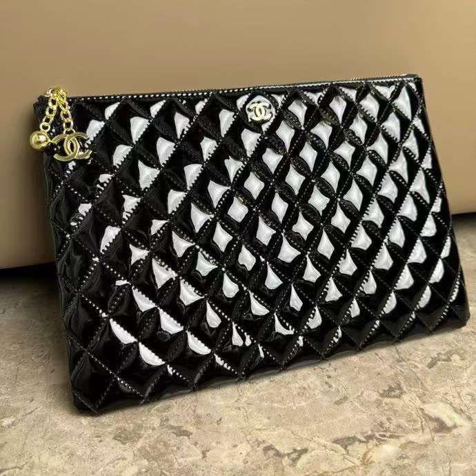 Chanel bag -  pouch