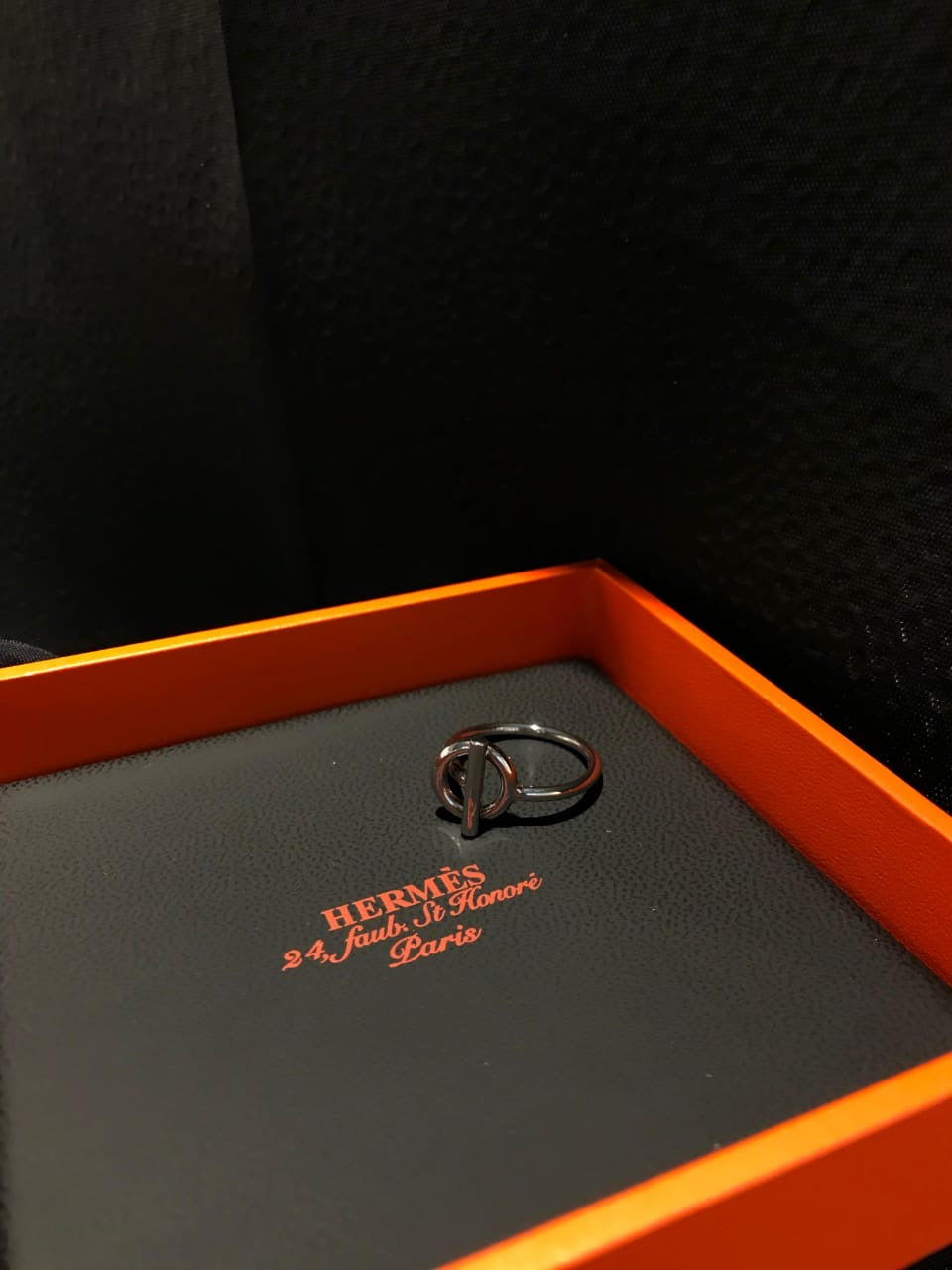 Hermes ring