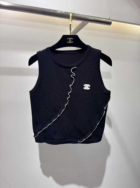 Chanel top