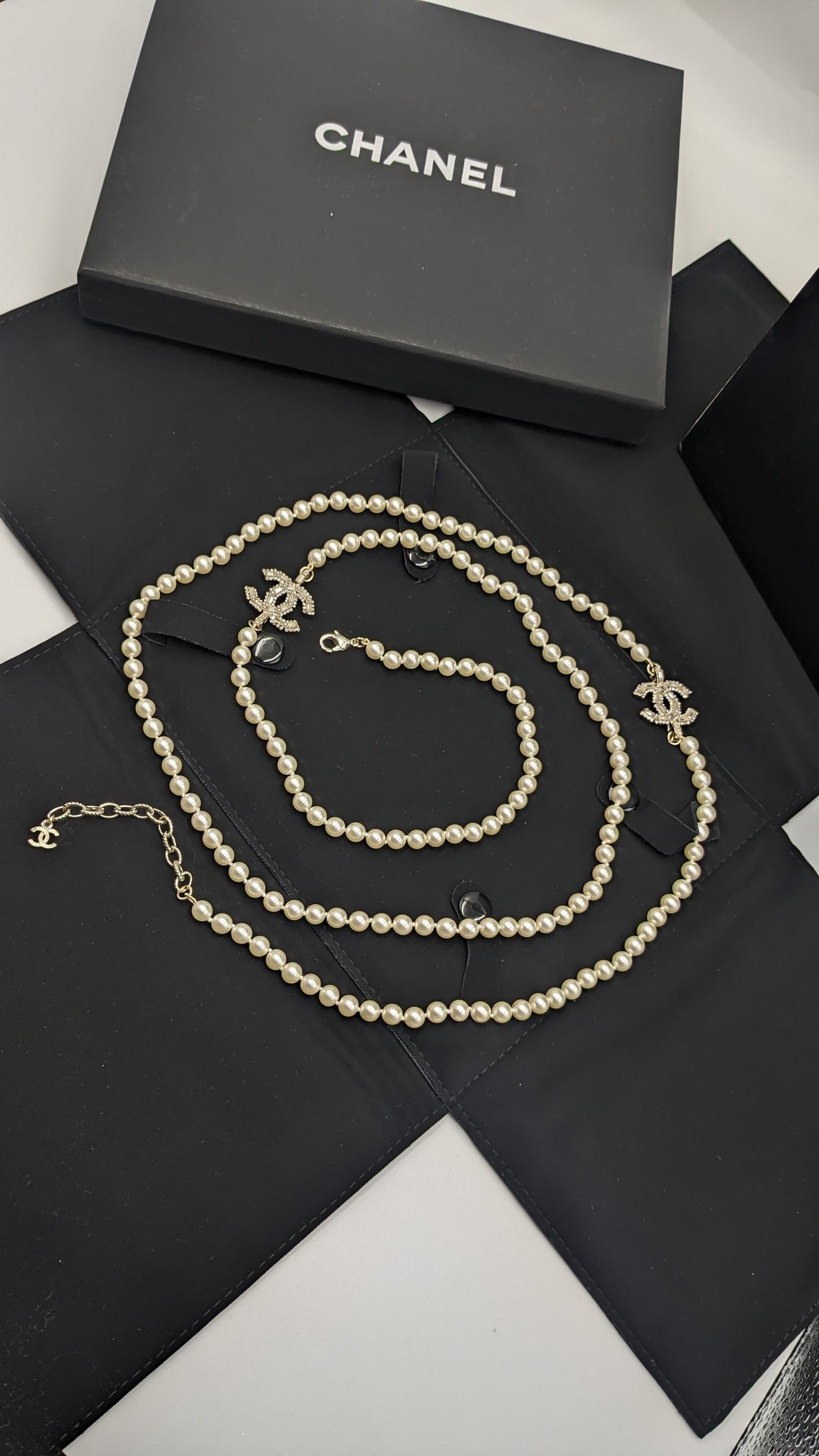 Chanel necklace - pearl long