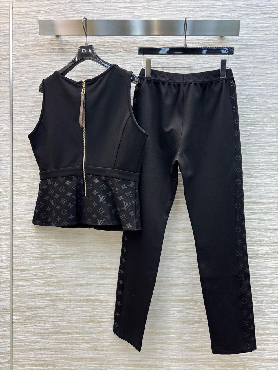 Lv tracksuit