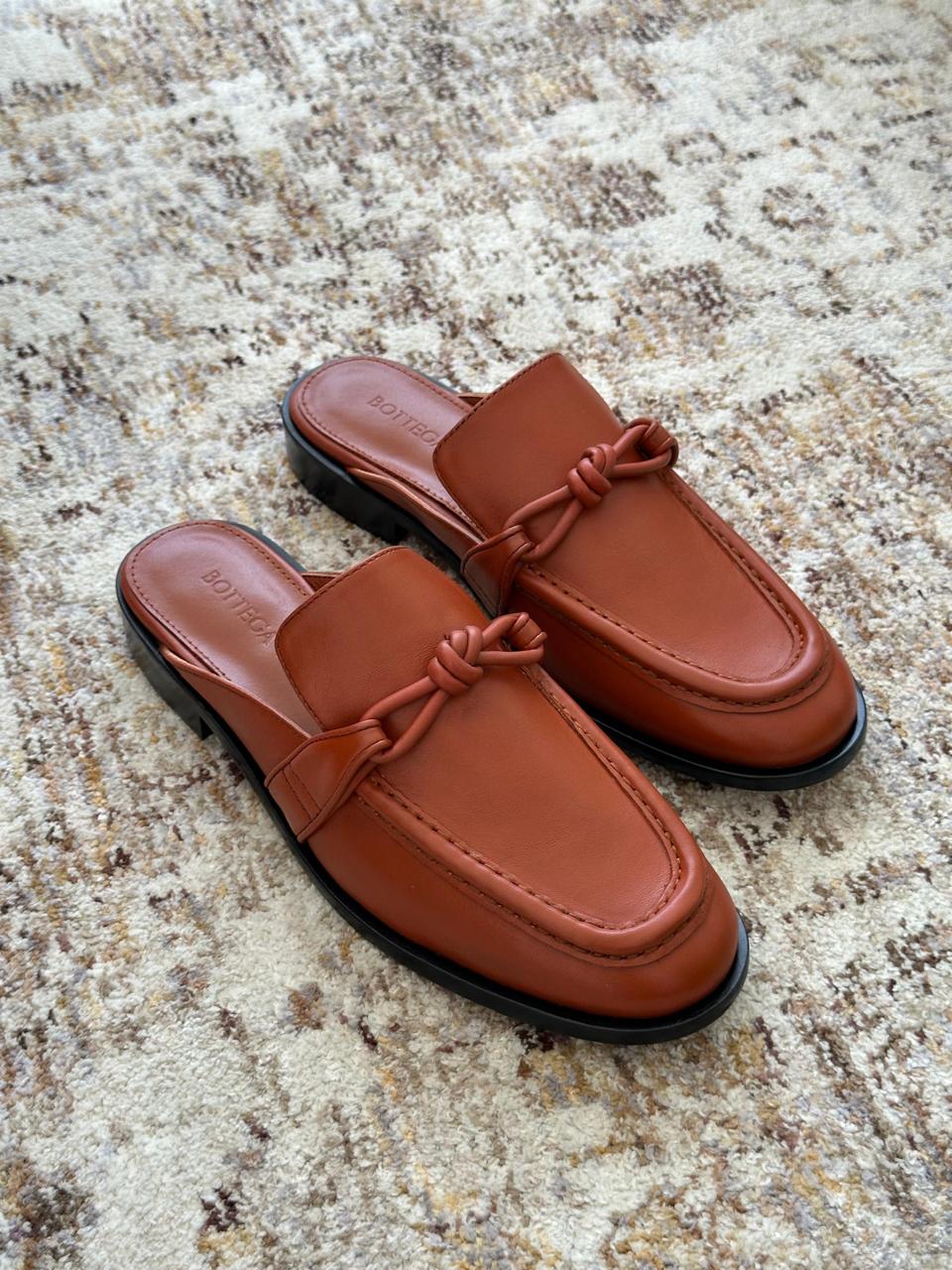 Bottega mules