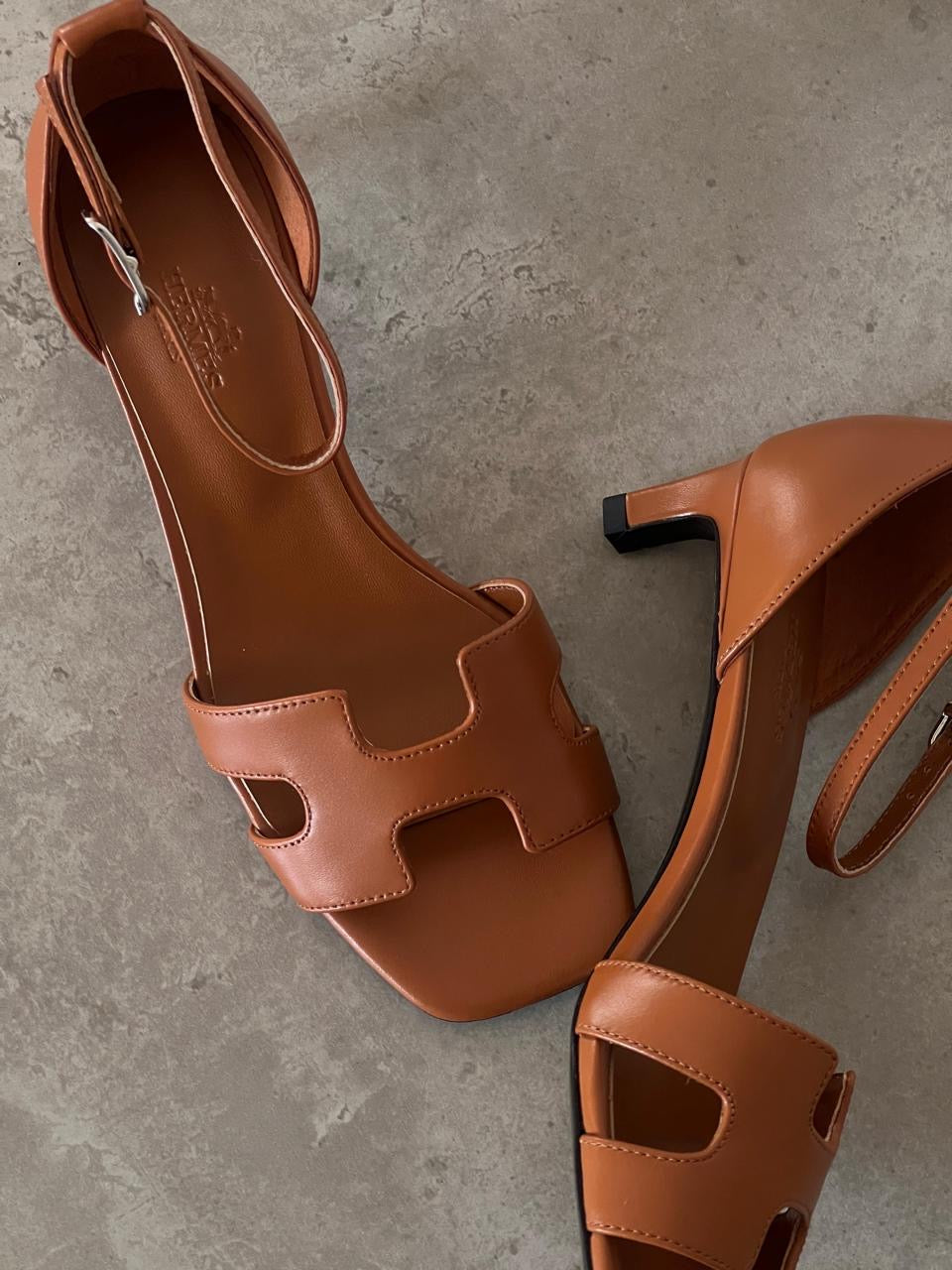 Hermes sandals heels