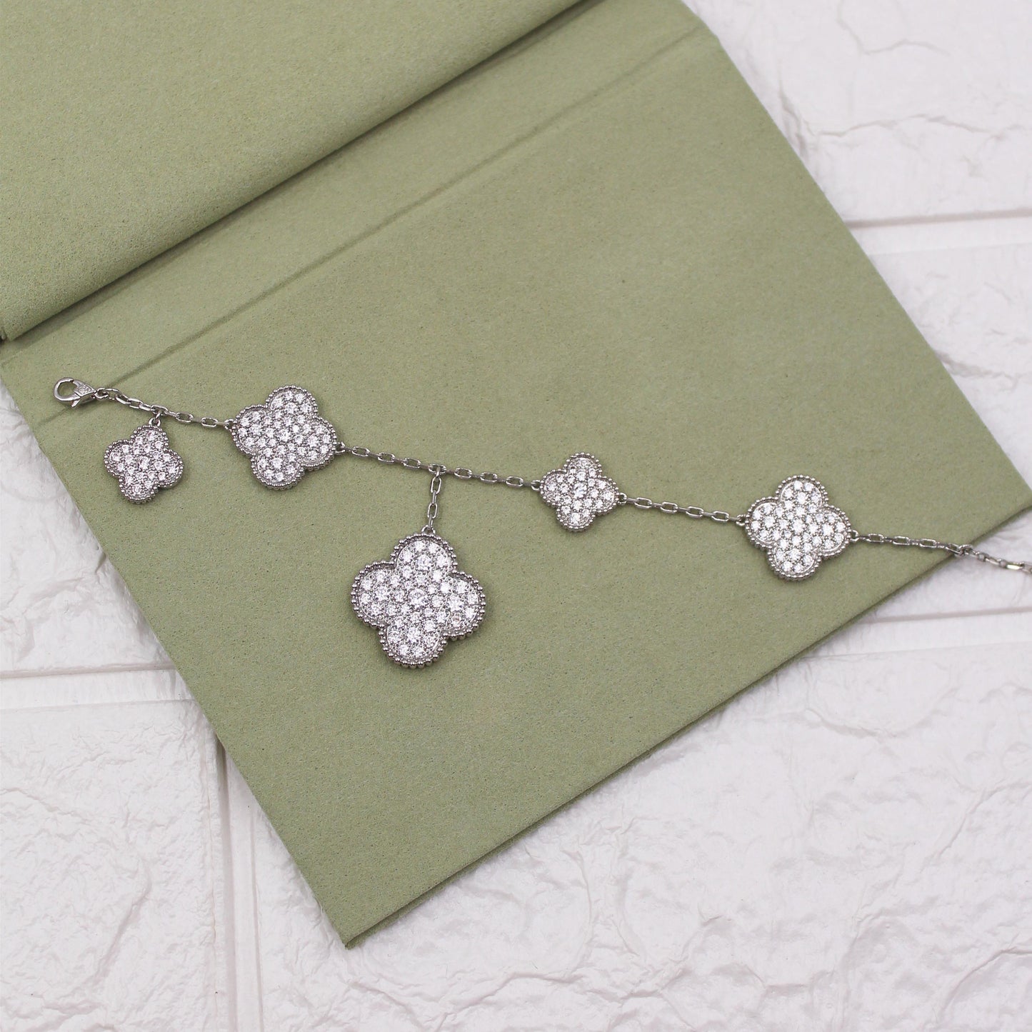 Van cleef jewelry set