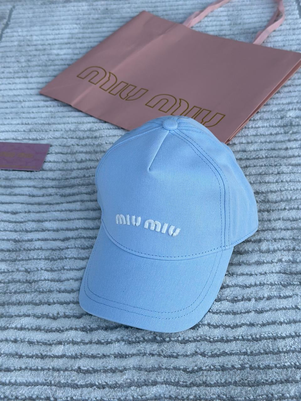 Miu miu cap