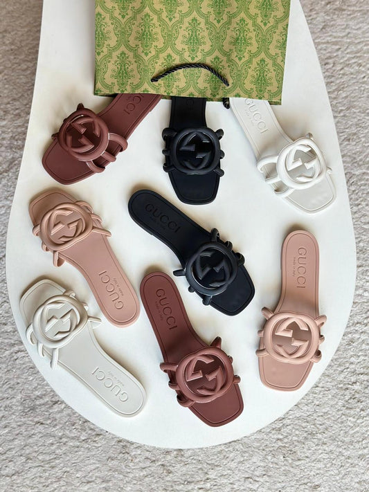 Gucci slippers