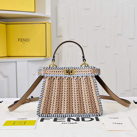 Fendi bag 20 cm
