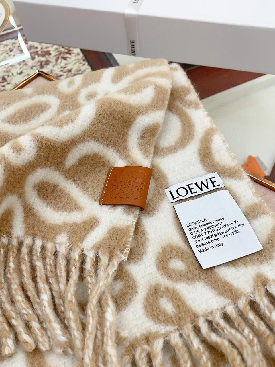 Loewe scarf 200x38 cm