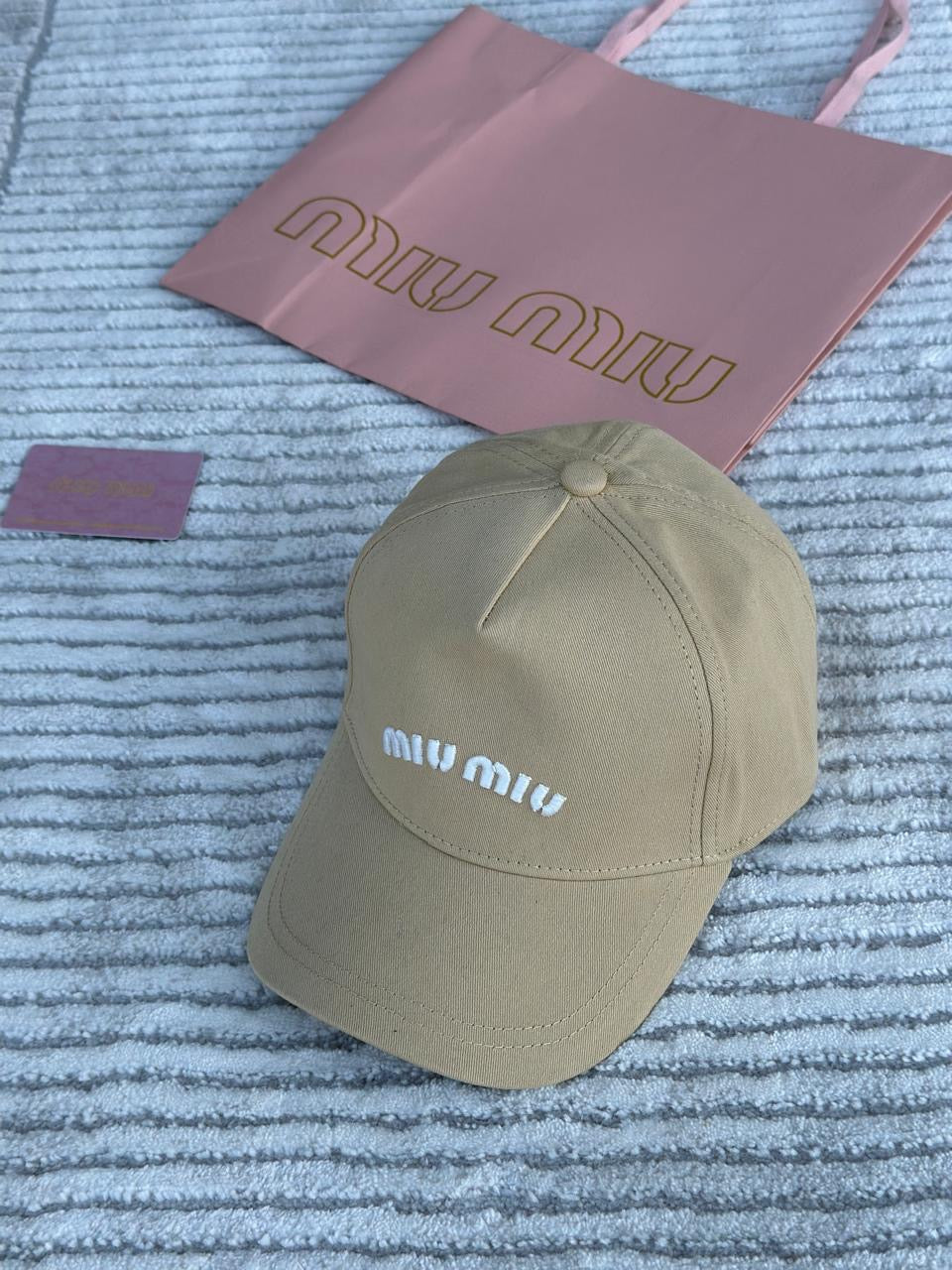 Miu miu cap