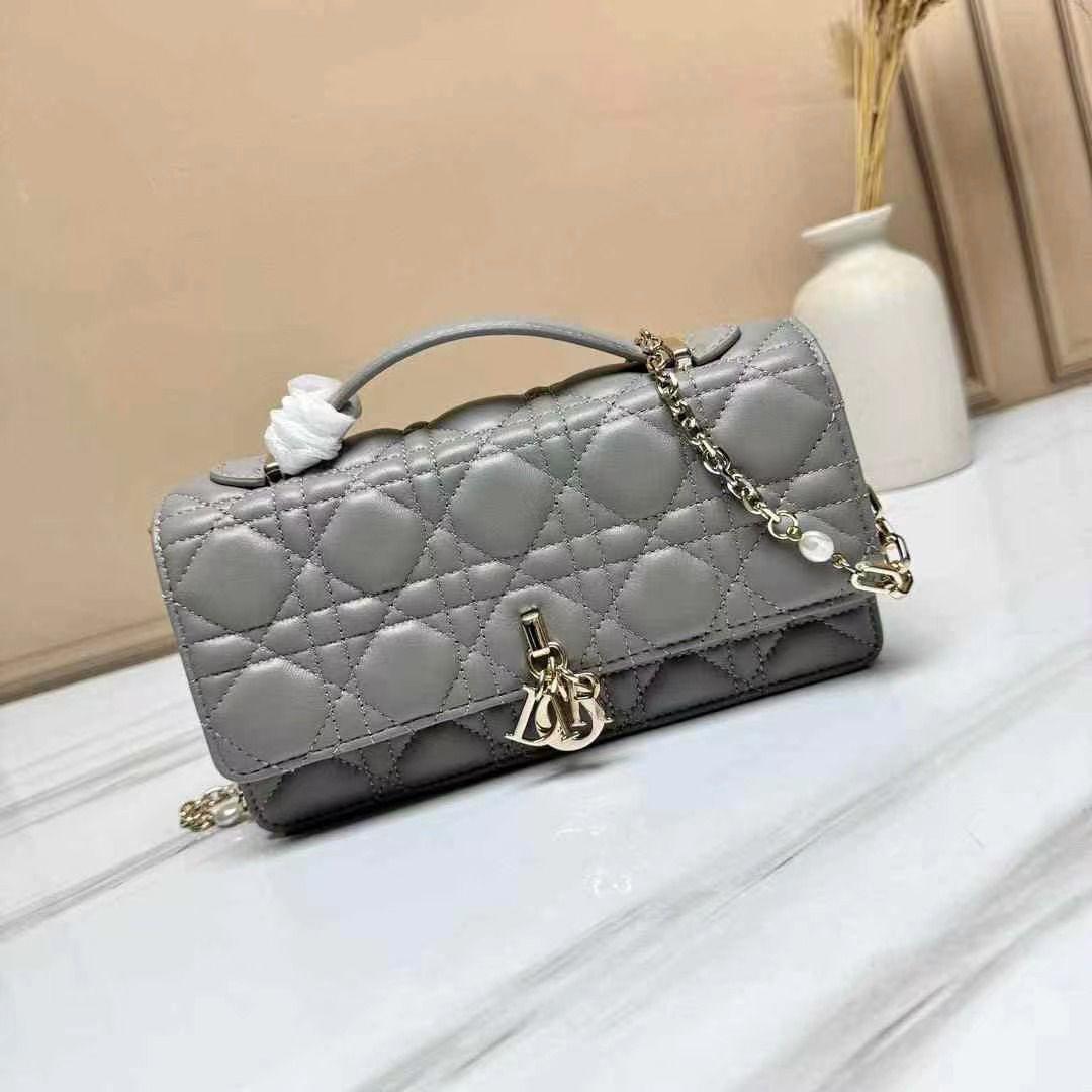 Dior bag