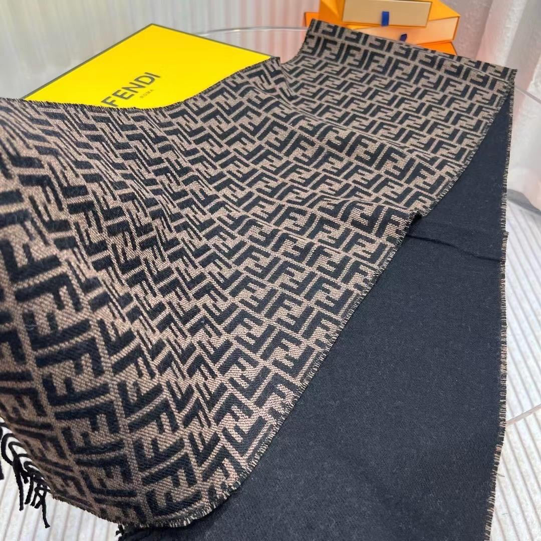 Fendi scarf 180x30 cm