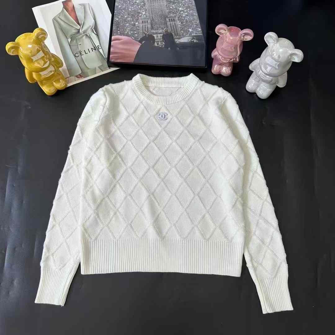 Chanel sweater