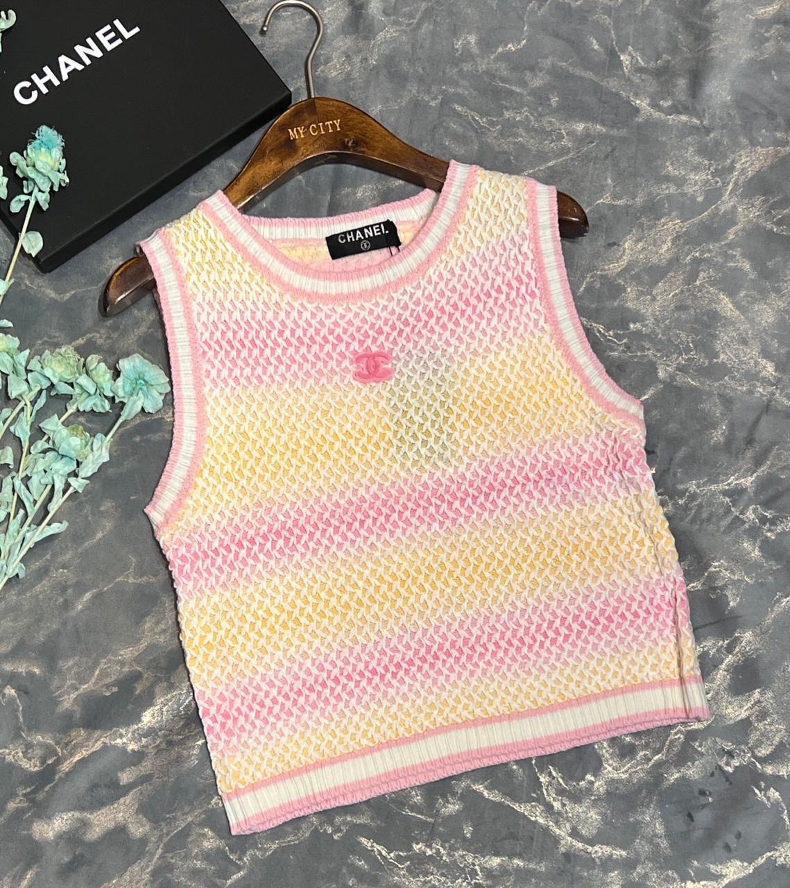 Chanel top