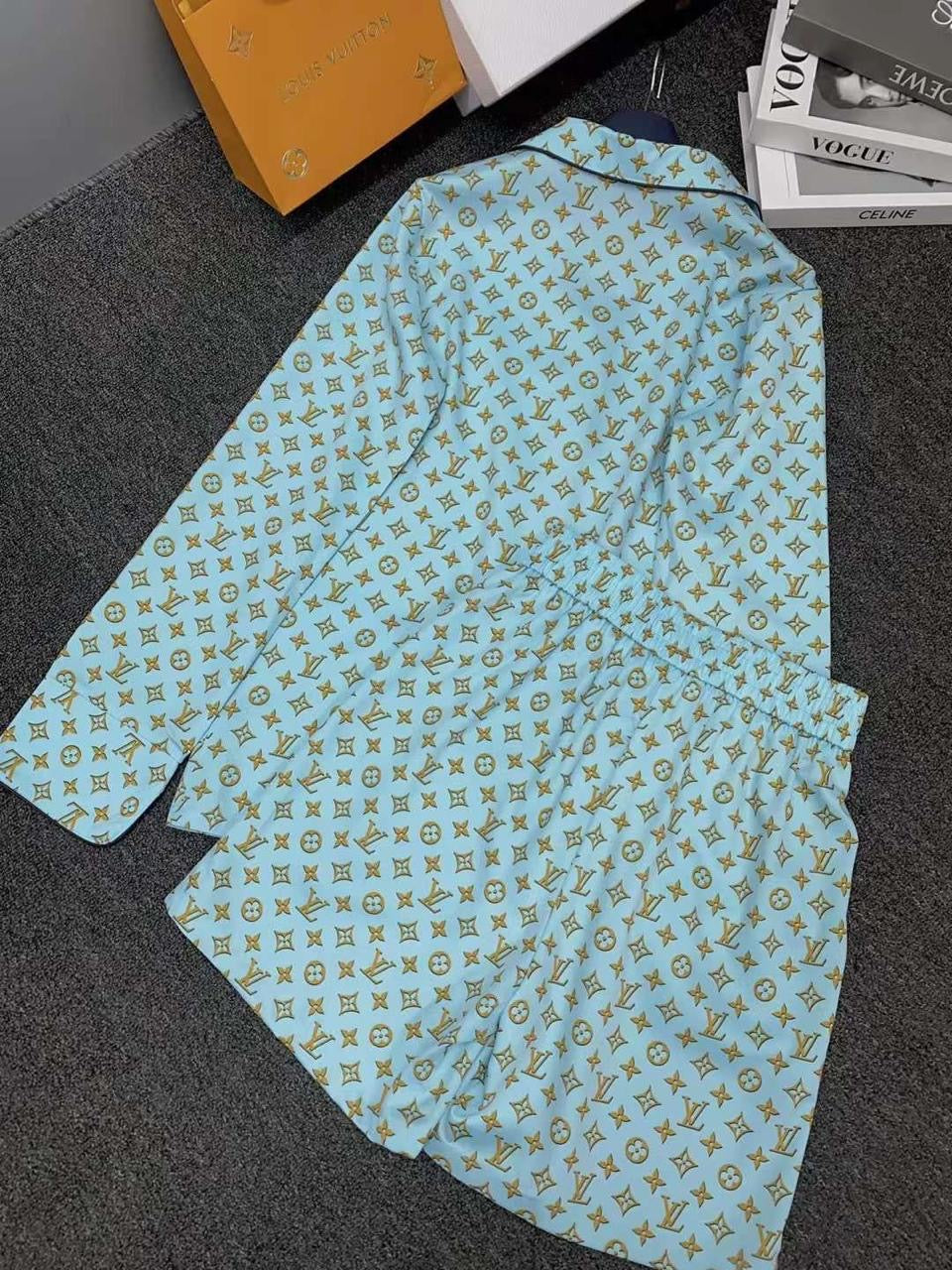 Lv clothes set