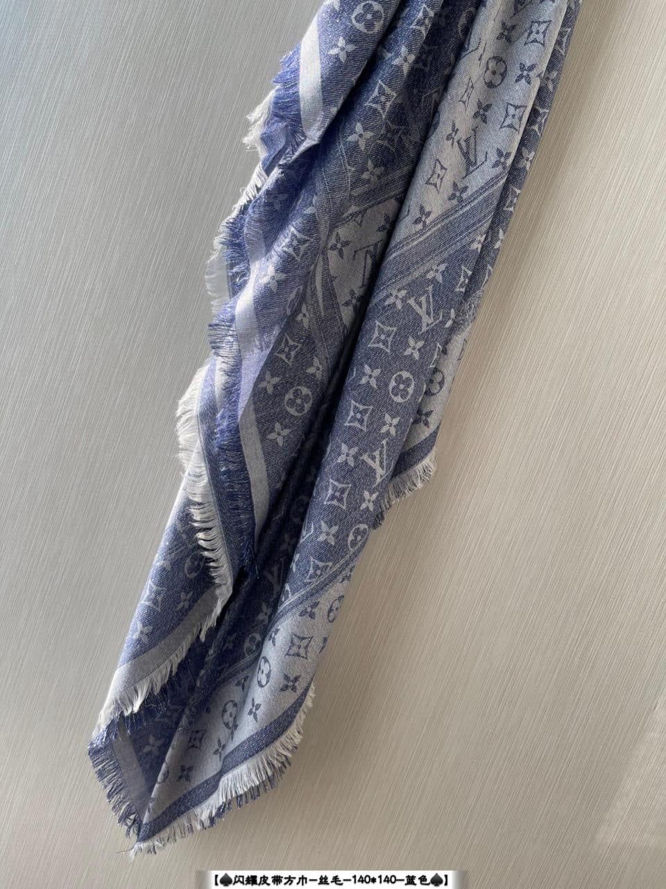 Lv scarf 140x140