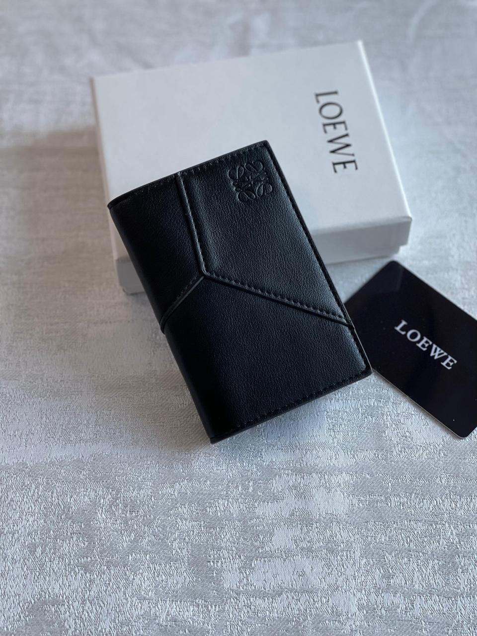 Loewe wallet