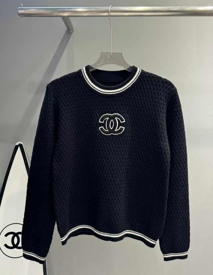 Chanel sweater