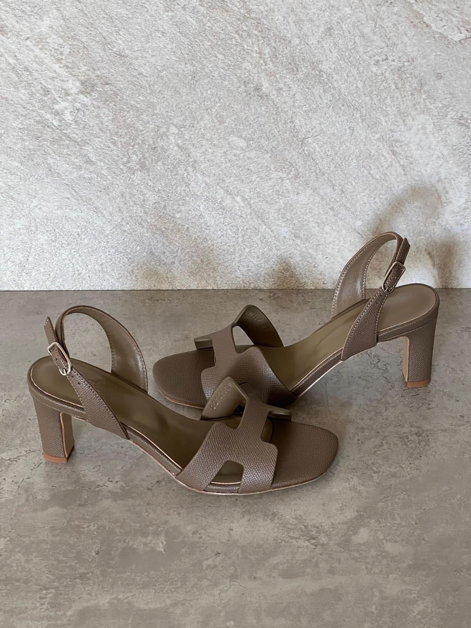 Hermes sandals heels