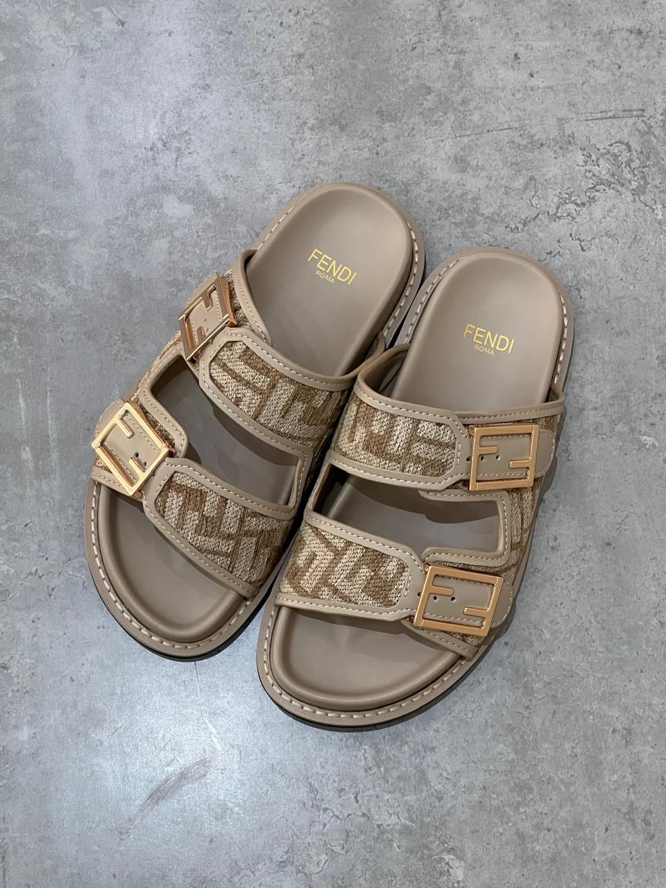 Fendi slippers