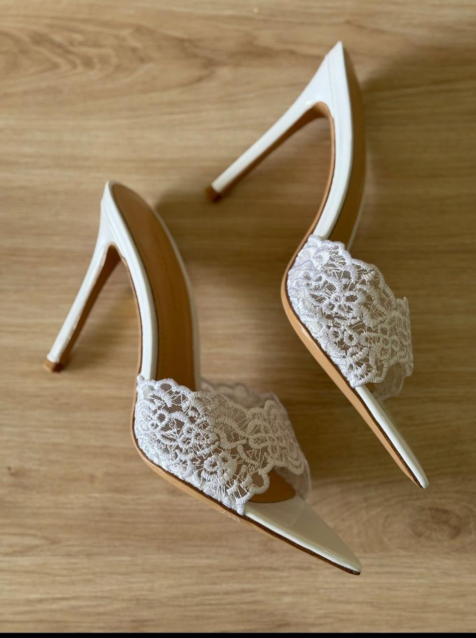 G rossi heels