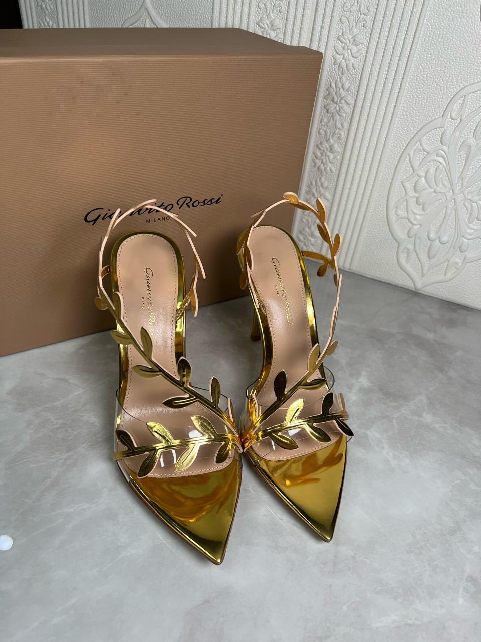 G rossi heels