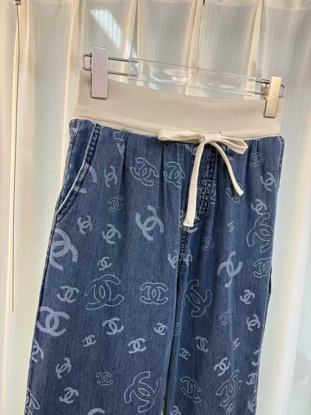 Chanel pants