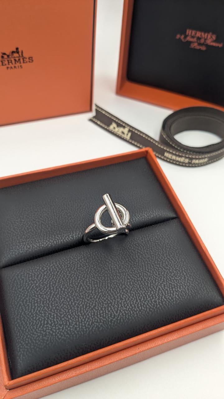 Hermes ring