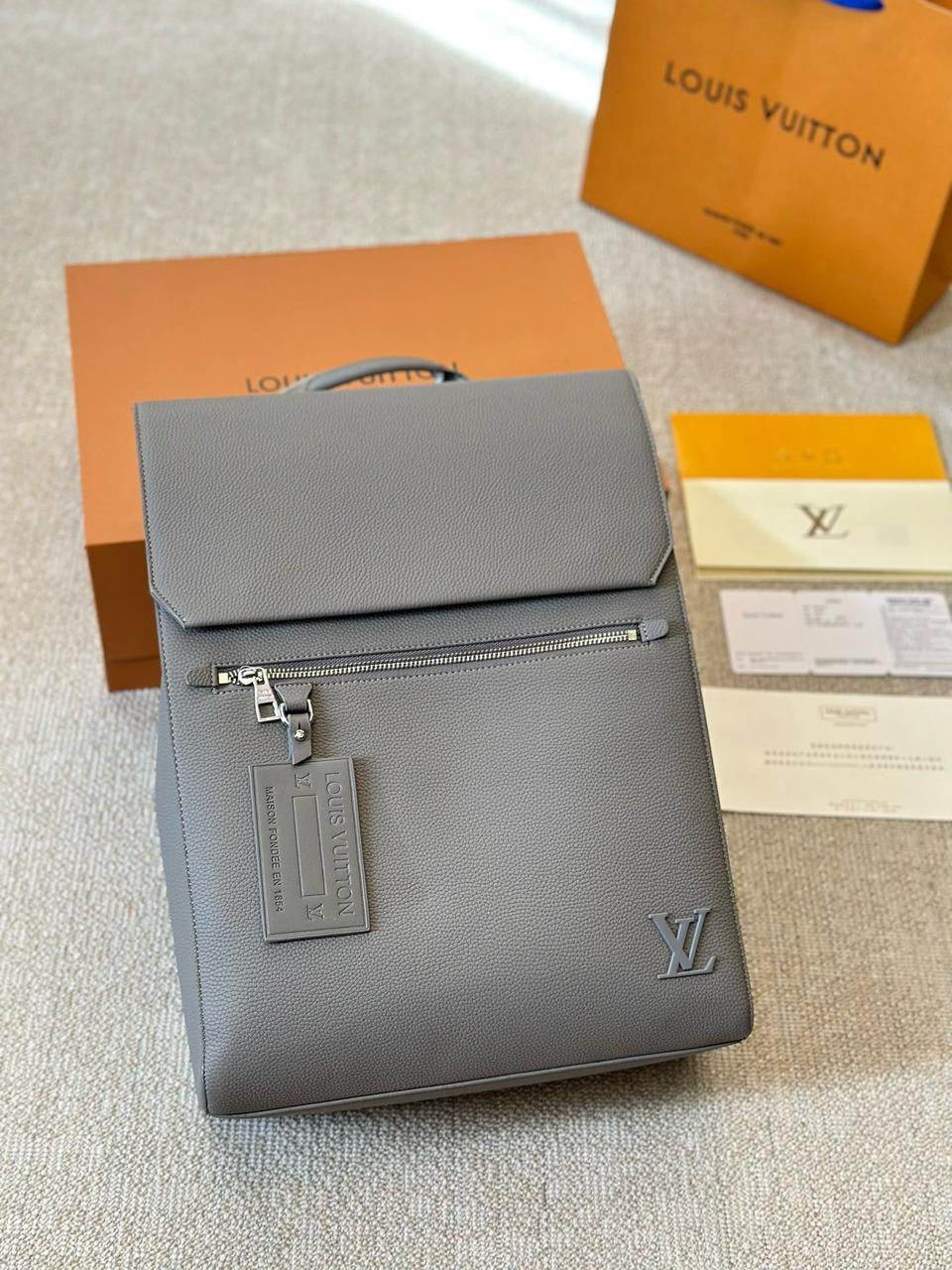 Lv bag - backpack