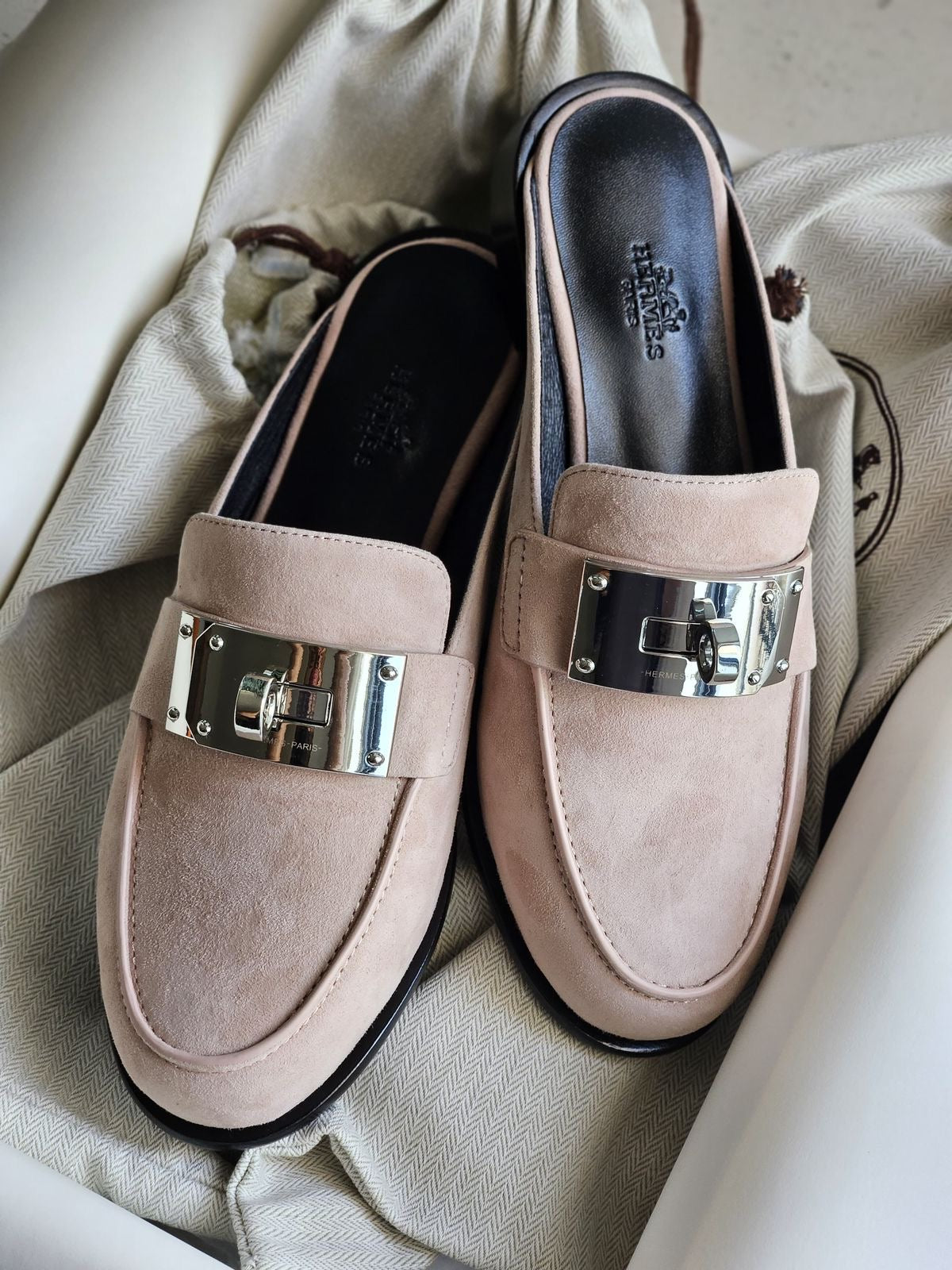 Hermes mules