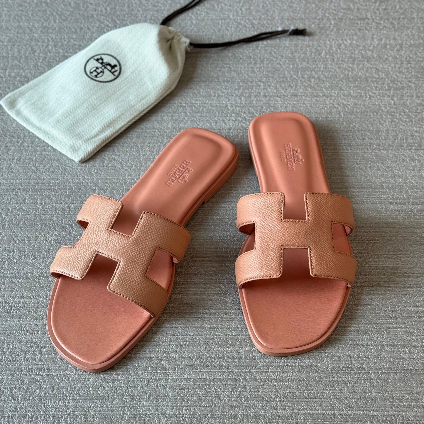 Hermes slippers