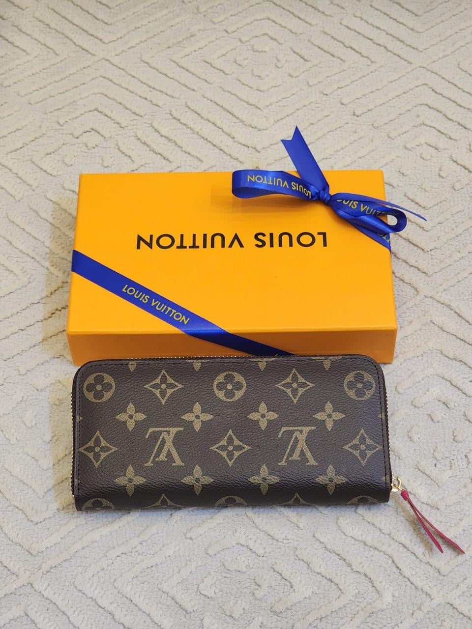 Lv wallet