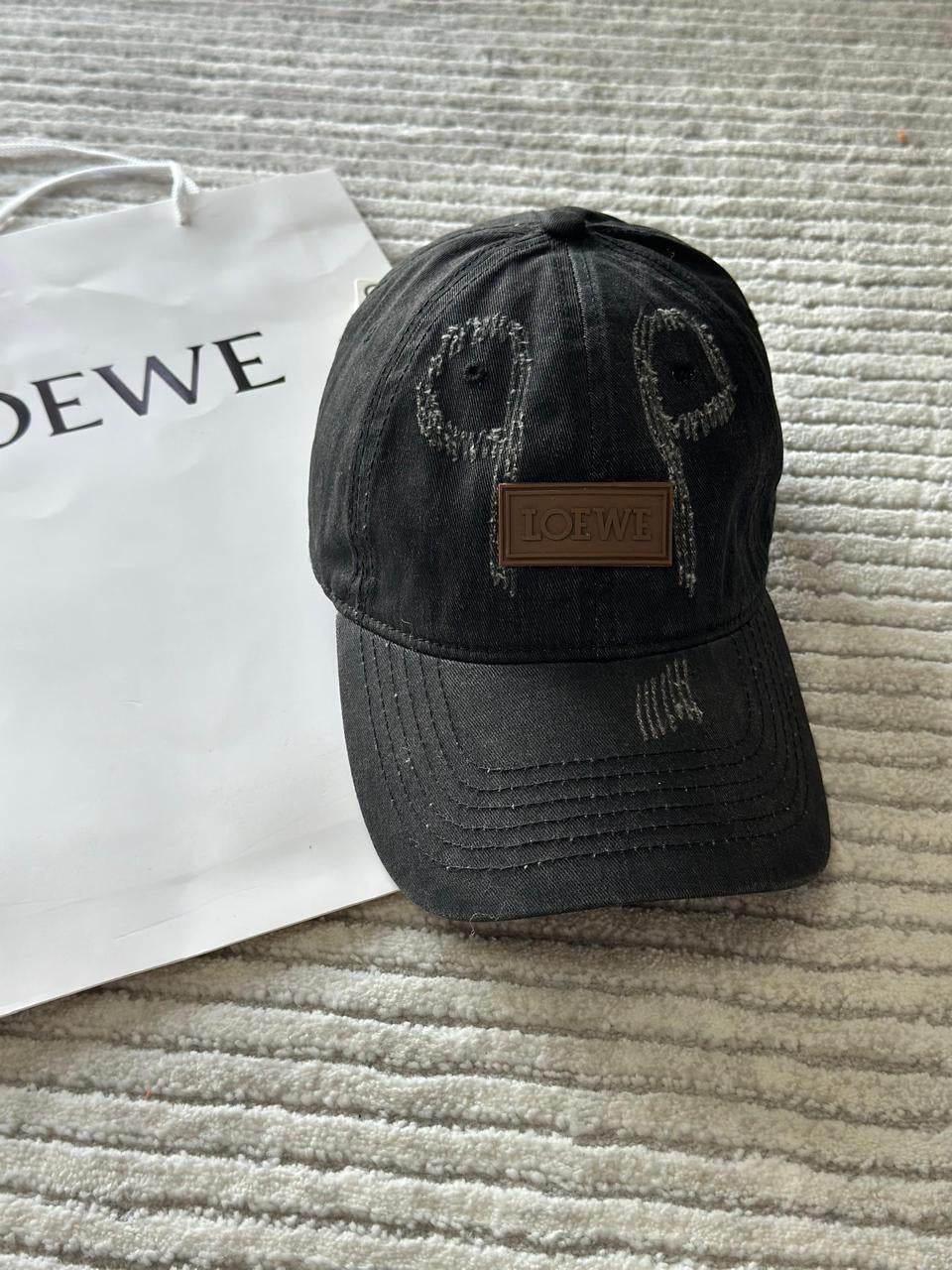 Loewe cap