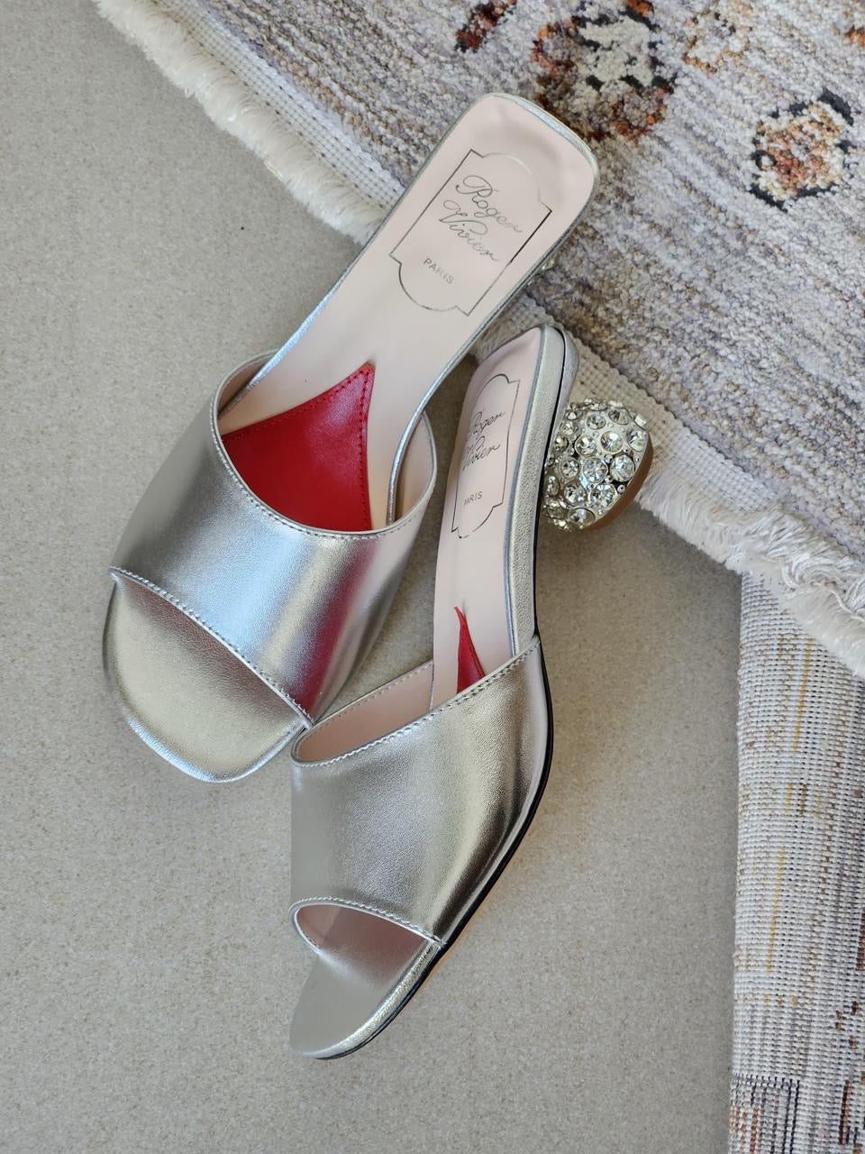 Roger vivier sandals heels