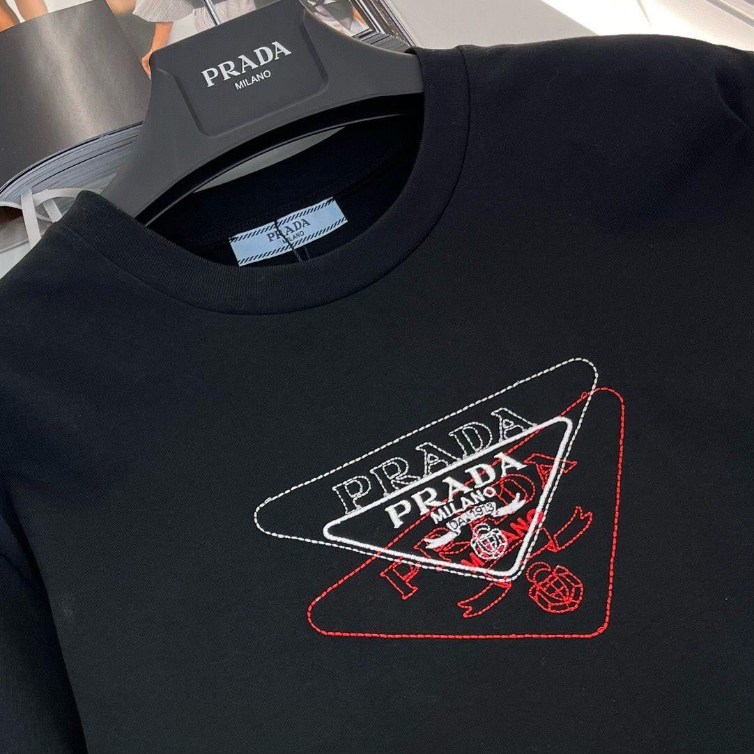 Prada Tshirt