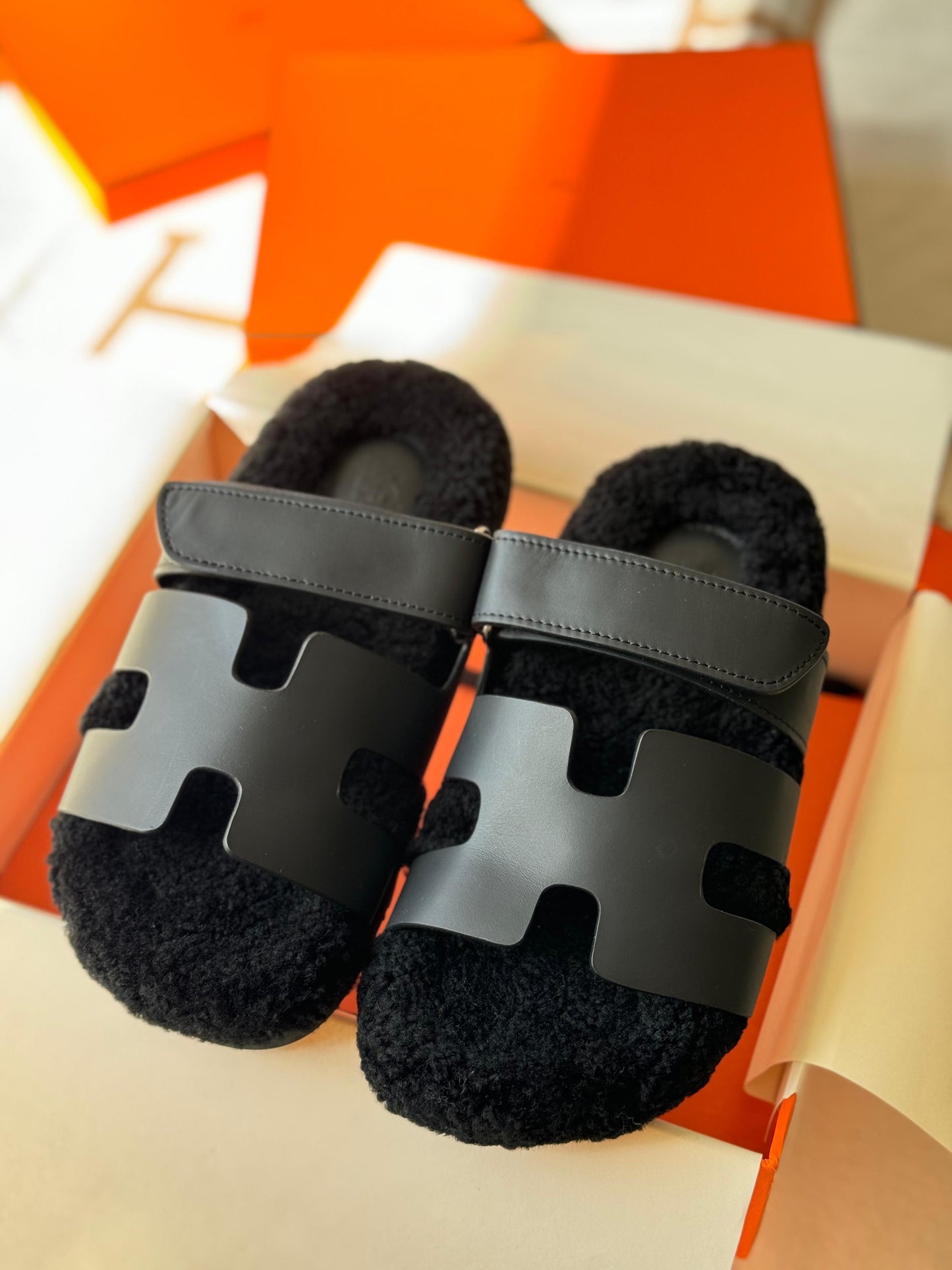 Hermes slippers chypre with fur