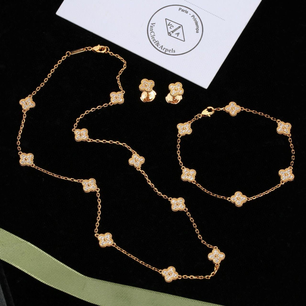Van cleef jewelry set