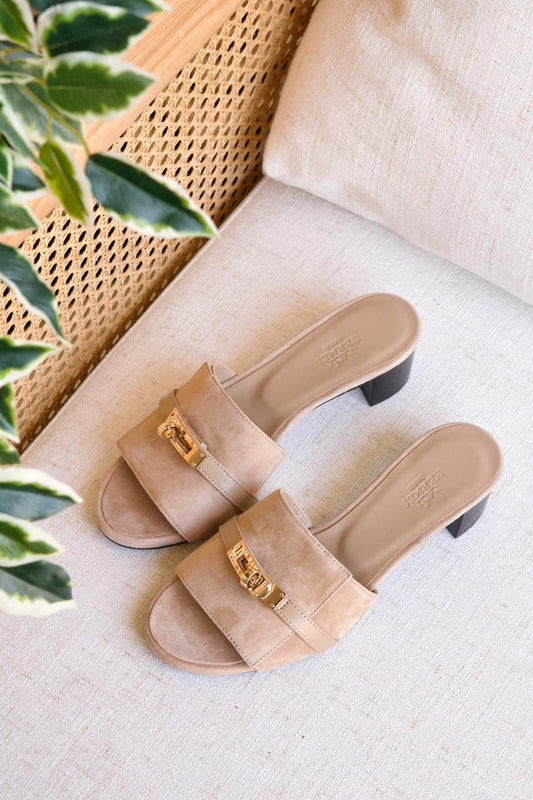 Hermes sandals heels beige