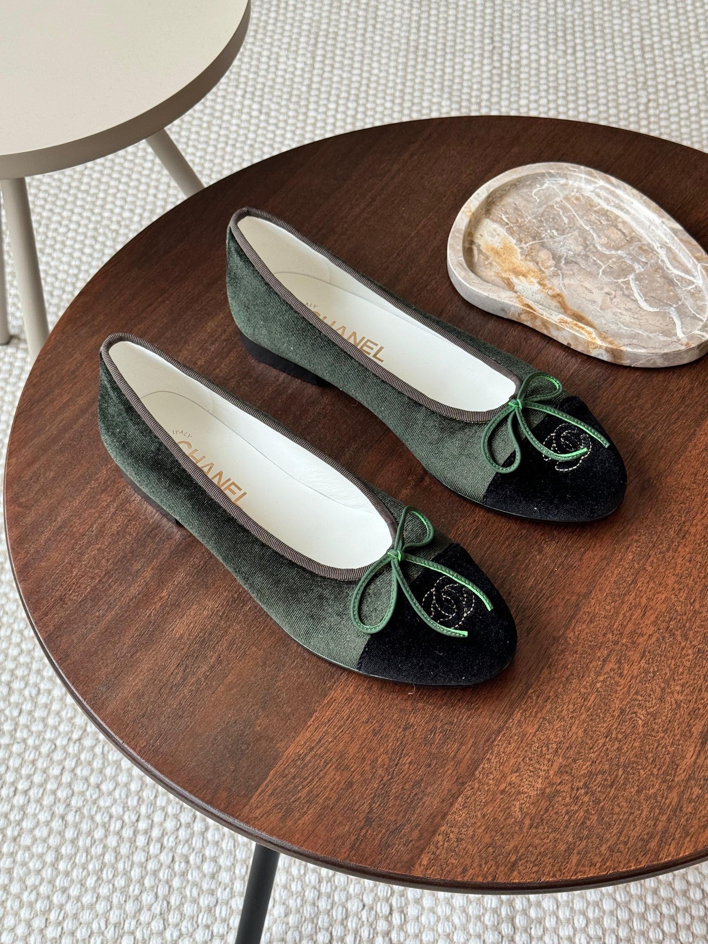 Chanel ballerina - suede