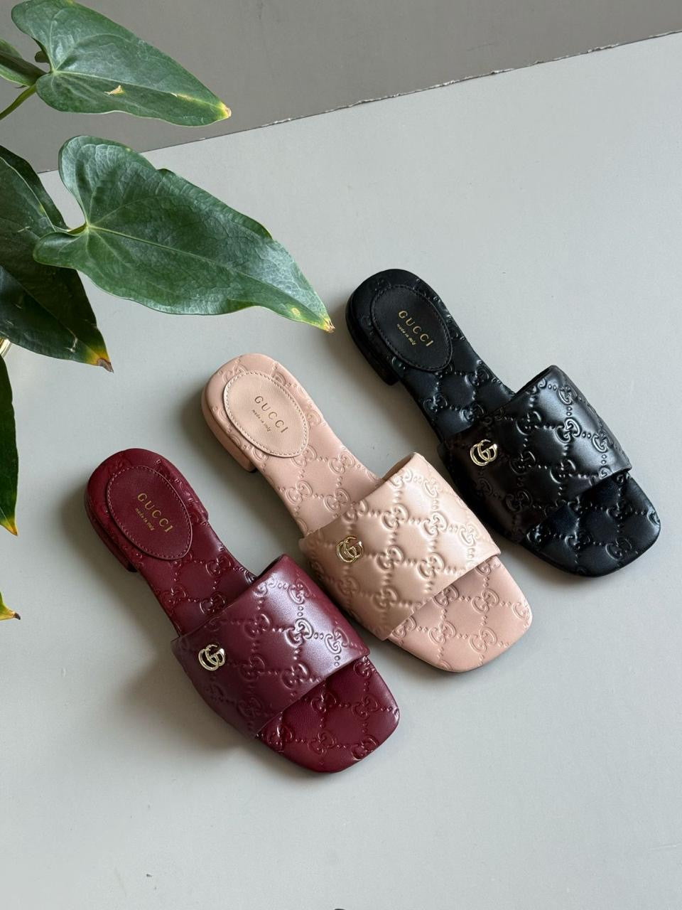 Gucci slippers