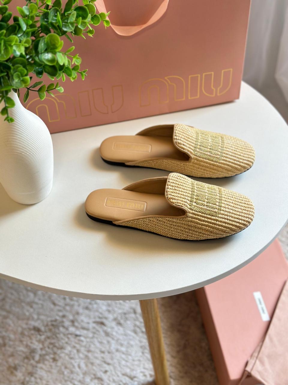 Miu miu sippers