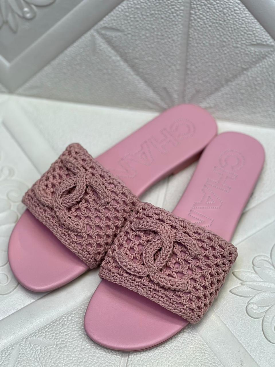 Chanel slippers - pink