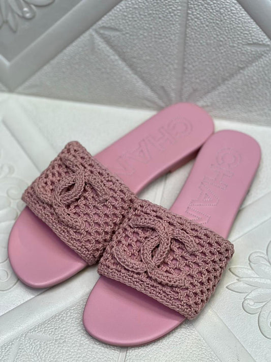 Chanel slippers - pink